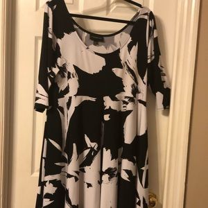 Lane Bryant 14/16  black and white dress